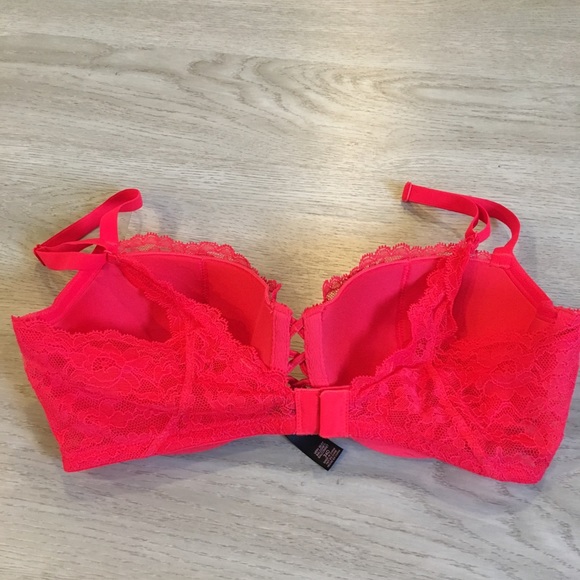 - SOLD - - Picture 3 of 5